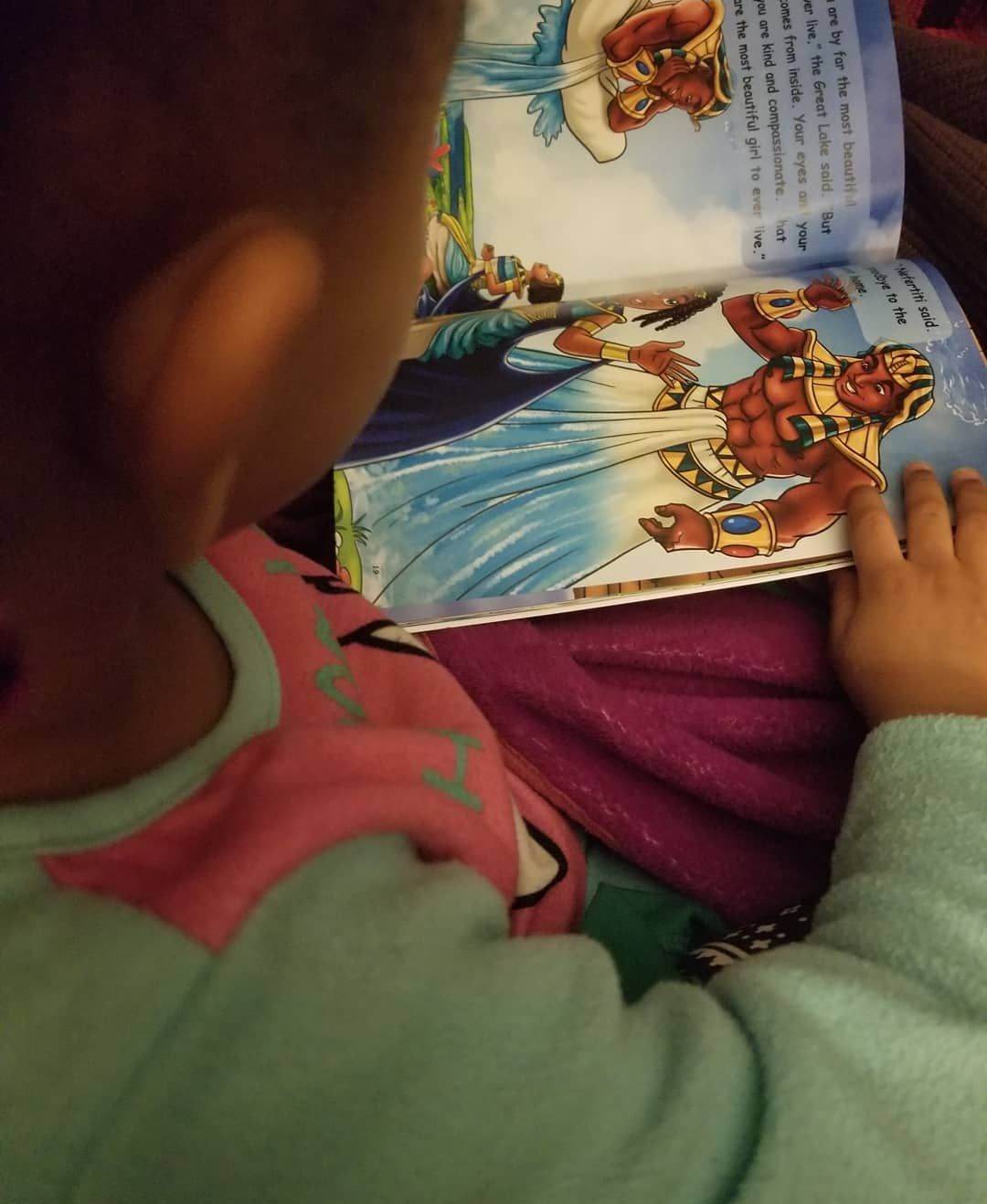 Nefertiti & The Great Lake  (Mini Monarchs #1).